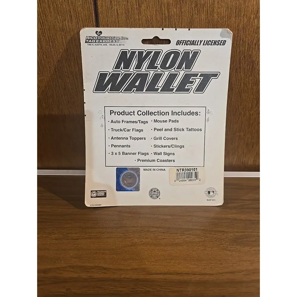 NEW Missouri Tigers Nylon Tri-Fold Wallet